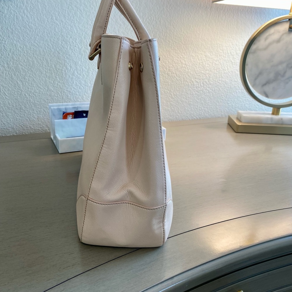 Tory Burch Robinson East to West Tote - Picture 4 of 11